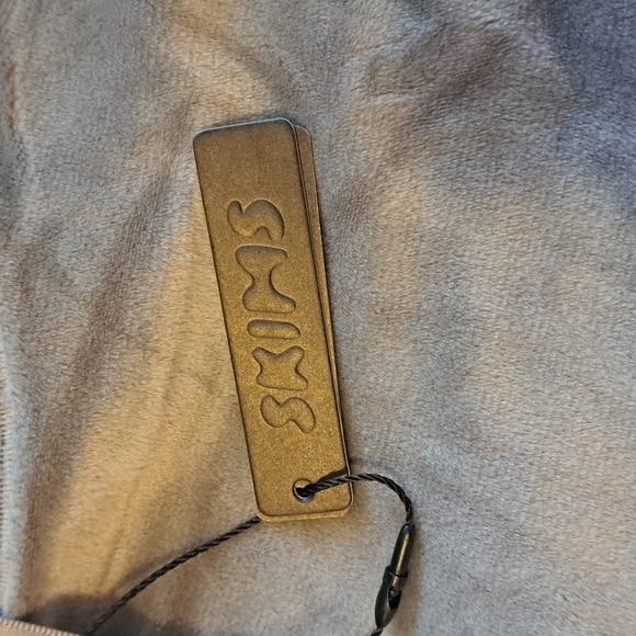 SKIMS VELOUR TANK XL - Picture 4 of 8